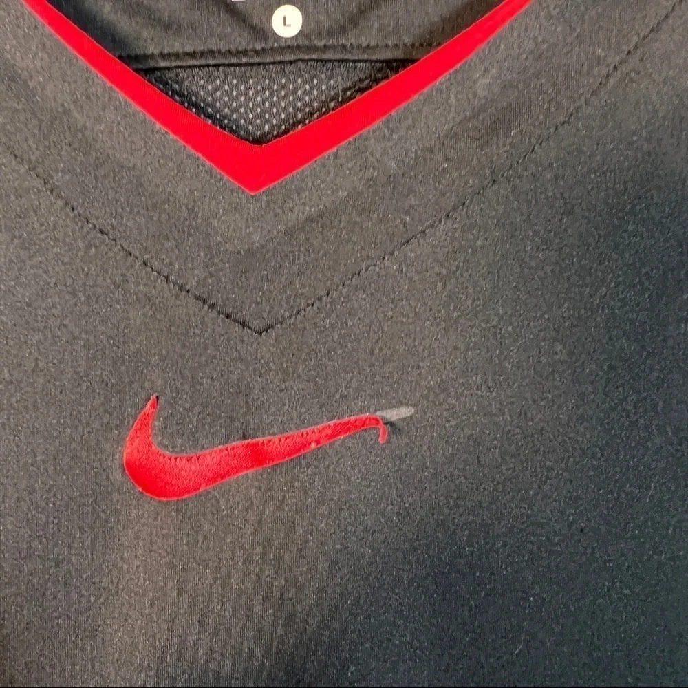 NIKE HYPERELITE DRI-FIT Jersey. Black/Red, Size Large. Mesh back. Like new